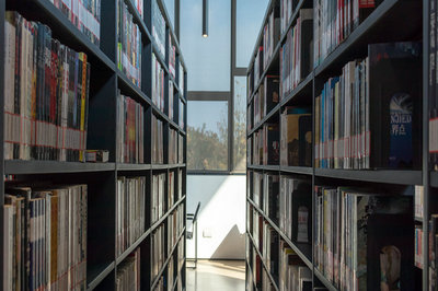 本科无学位能报考英国密德萨斯大学国际硕士吗？